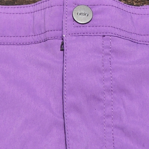 New ONIA Calder 7.5" E Solid 678 Amethyst Swim Trunks - Picture 8 of 10